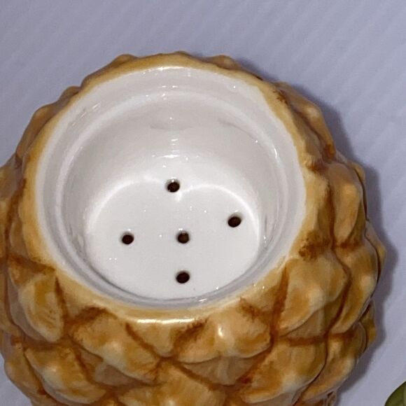Lenox Rare Vintage Pineapple Salt & Pepper Shaker Tan & Green EUC - Picture 8 of 11
